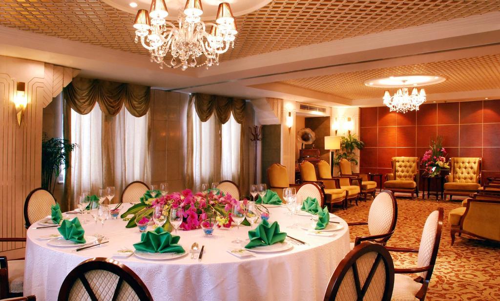 Jin Jiang Park Hotel Shanghai Exterior foto